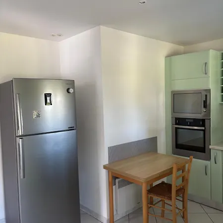 Holiday home Maison Au Calme