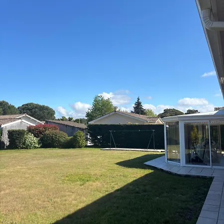 Holiday home Maison Au Calme